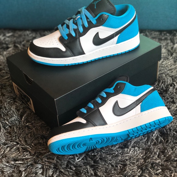 Jordan 1 Low Laser Blue - Picture 3 of 4